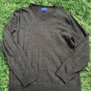Knit sweater V-neck